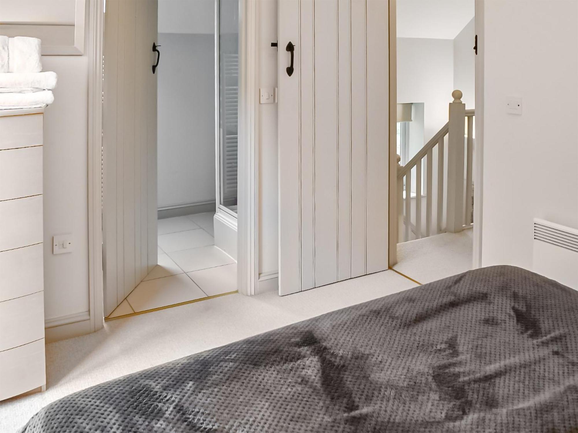 Riverview Somerford Keynes Exterior foto
